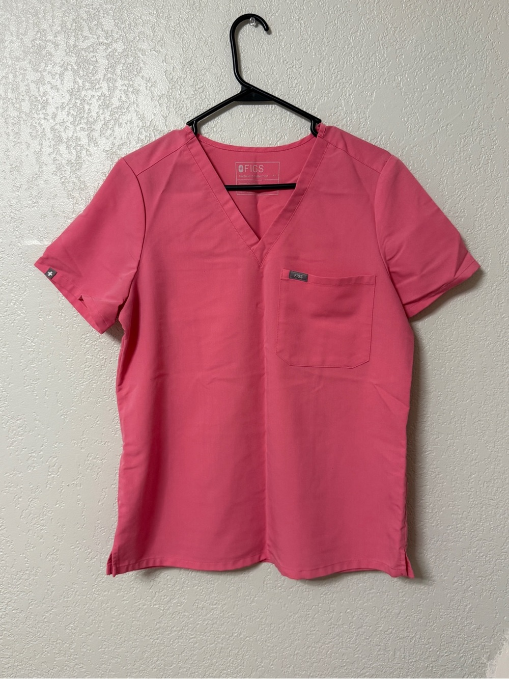 Figs Women's Scrub Top in Bright Pink